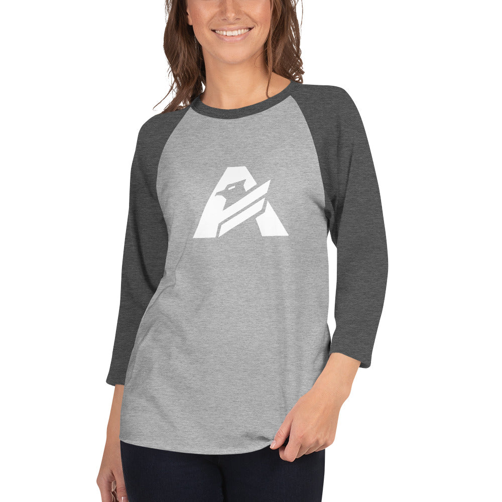 3/4 sleeve raglan shirt
